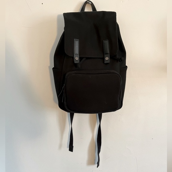 ❌SOLD❌Black Everlane backpack - Picture 1 of 10